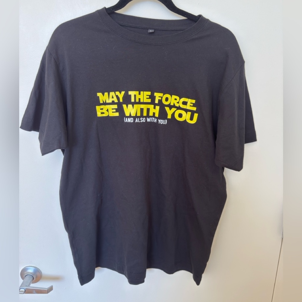 Star Wars Black Graphic T-Shirt (Size L) [Never worn]